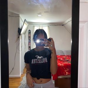 Hollister Graphic Tee